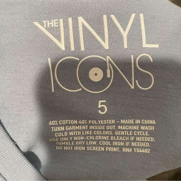 Def Leppard Plus Size Graphic - Picture 4 of 4